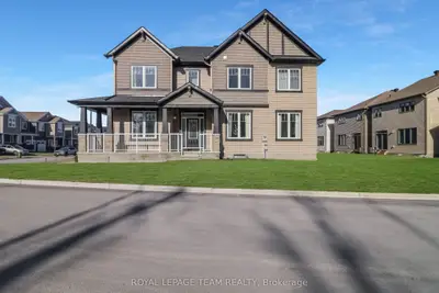 Detached in Barrhaven