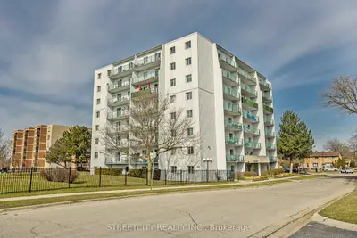 986 Huron Street 701, London East, On N5y 5e4
