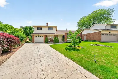 7 Elizabeth Court, Hamilton, On L8s 2p5