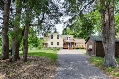 325 Mcpherson Street, Gravenhurst, On P1p 0e8