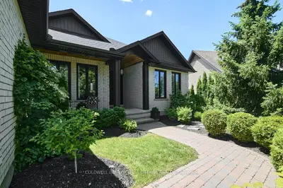 179 Glenncastle Drive, Carp - Huntley Ward, On K0a 1l0