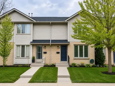 Condo Townhouse in London North