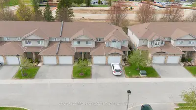 210 Dawn Avenue 35, Guelph, On N1g 5l5