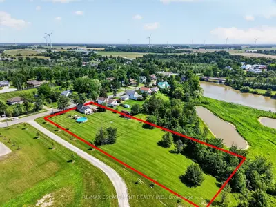 Detached in West Lincoln
