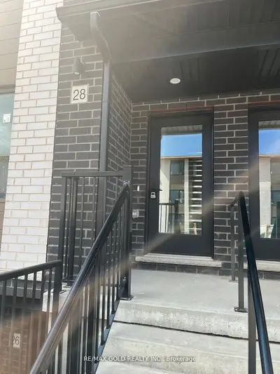 Condo Townhouse in Guelph