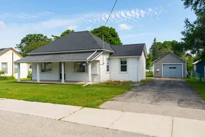 Detached in Bayham