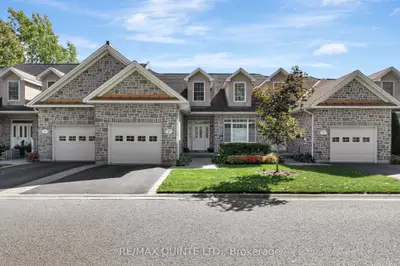 Att/Row/Townhouse in Belleville