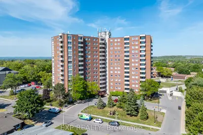 Condo Apartment in Beacon Hill North - South and Area