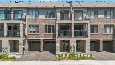 Att/Row/Townhouse in Brantford