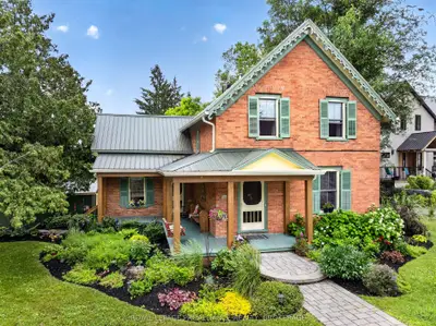 Detached in Westport
