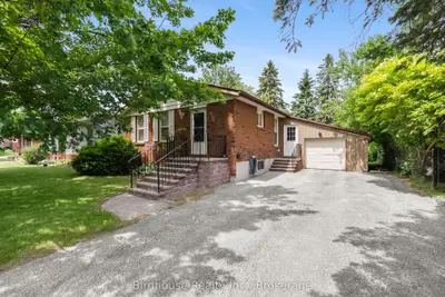 Detached in Kawartha Lakes