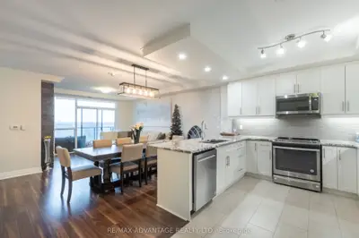 Condo Apartment in London North