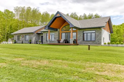 402 Lapasse Road, Whitewater Region, On K0j 1c0