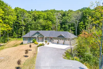 18 New Pierce Drive, Stirling-rawdon, On K0k 3e0
