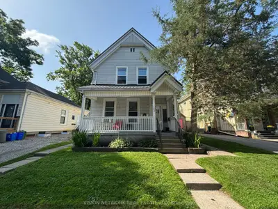Triplex in London South