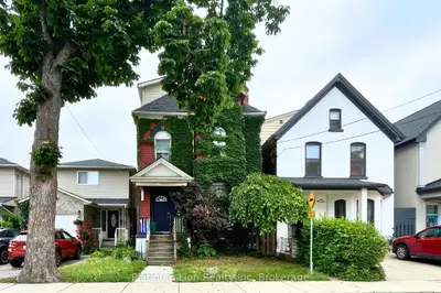 Triplex in Hamilton