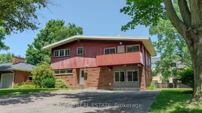 Detached in Welland