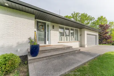 Detached in Bayham
