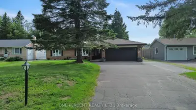 Detached in Bracebridge