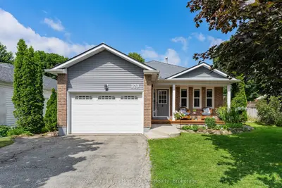 Detached in Centre Wellington