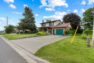 56 Herbert Avenue, Grey Highlands, On N0c 1h0