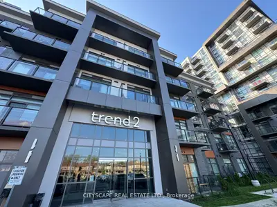 Condo Apartment in Hamilton