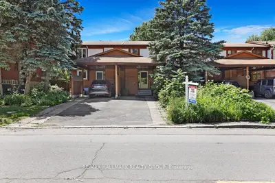 308 Lafontaine Avenue, Vanier And Kingsview Park, On K1t 3a4