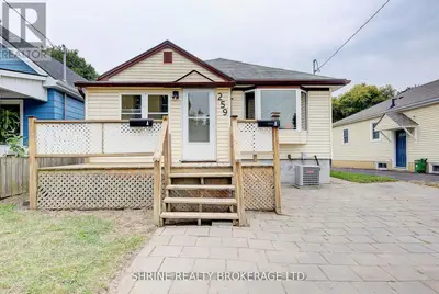 Detached in London East