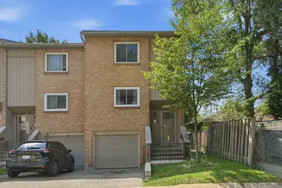 63 Fonthill Road 14, Hamilton, On L9c 6t1