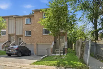 63 Fonthill Road 14, Hamilton, On L9c 6t1