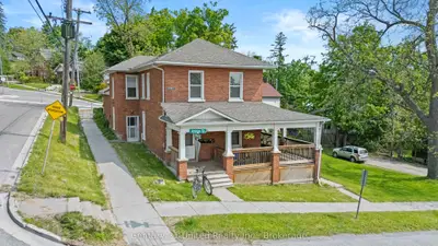 234 Antrim Street, Peterborough, On K9h 3g4
