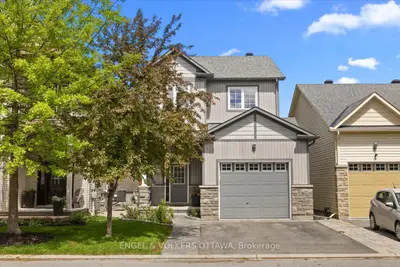 Detached in Barrhaven