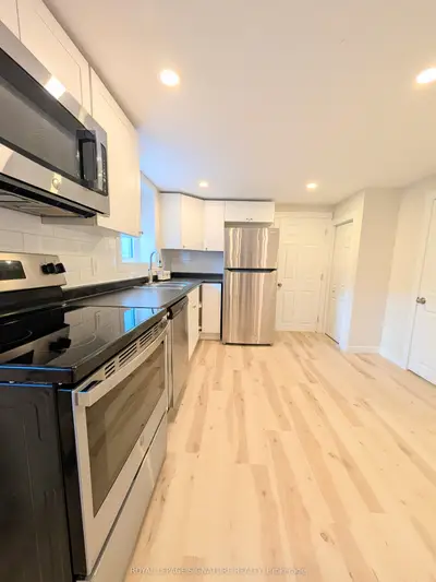Lower Level in Quinte West