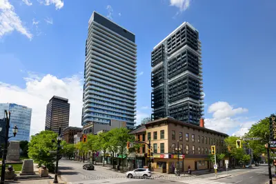 Condo Apartment in Hamilton