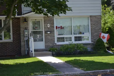 60 Winchester Drive 30, Greater Napanee, On K7r 3r2