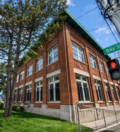 231 Bay Street N 100, Hamilton, On L8r 2r1