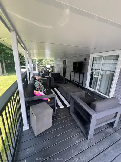 22 Hickory Lane, Port Colborne, On L0s 1r0