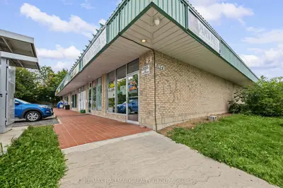 8154 Jeanne Darc Boulevard, Orleans - Cumberland And Area, On K1e 2h5