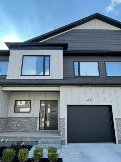 Condo Townhouse in Tillsonburg