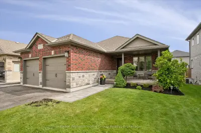 Detached in Centre Wellington