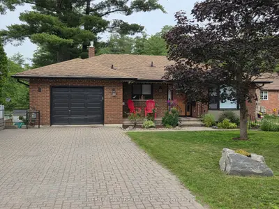 324 BETHUNE Drive N, Gravenhurst, ON P1P 1B8