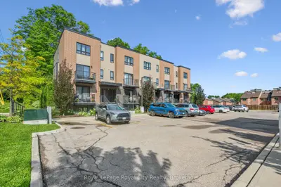 190 Century Hill Drive C1, Kitchener, On N2e 0g9