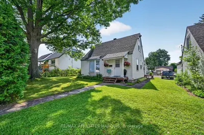 12 Churchill Crescent, Smiths Falls, On K7a 3h4