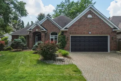 Detached in London North