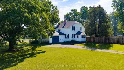 33 Bayfield Street, Huron East, On N0k 1g0