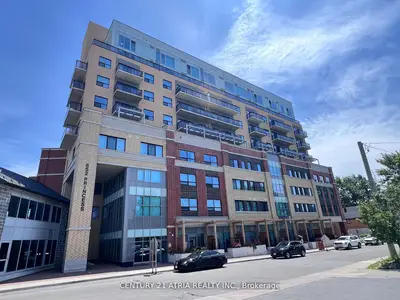 Condo Apartment in Kingston