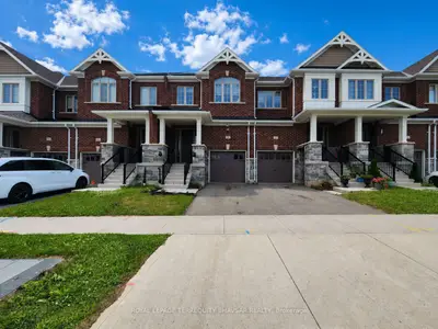 Att/Row/Townhouse in Kitchener
