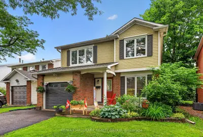 Detached in Orleans - Convent Glen and Area