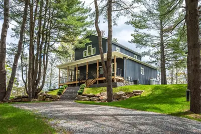 Detached in Frontenac