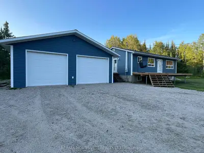 Detached in Dryden